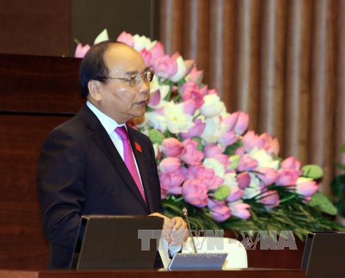Phó Thủ tướng Nguyễn Xuân Phúc Tiếp tục thi tuyển để tìm cán bộ tốt phục vụ nhân dân